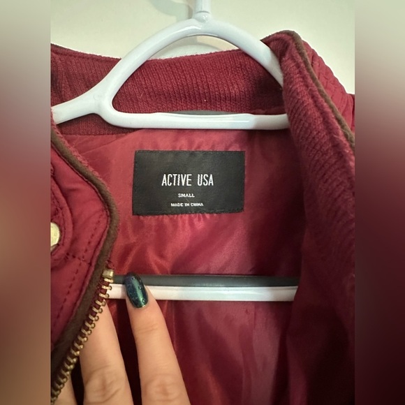 ACTIVE USA | Burgundy Quilted Zipper Vest - Picture 3 of 5